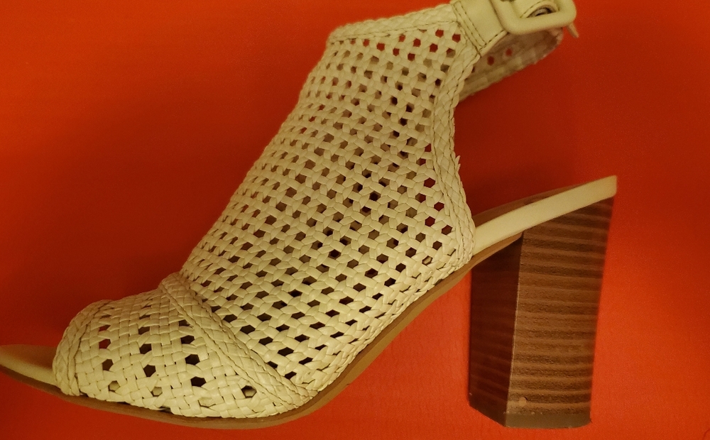 Sam Edelman - Picture 2 of 4